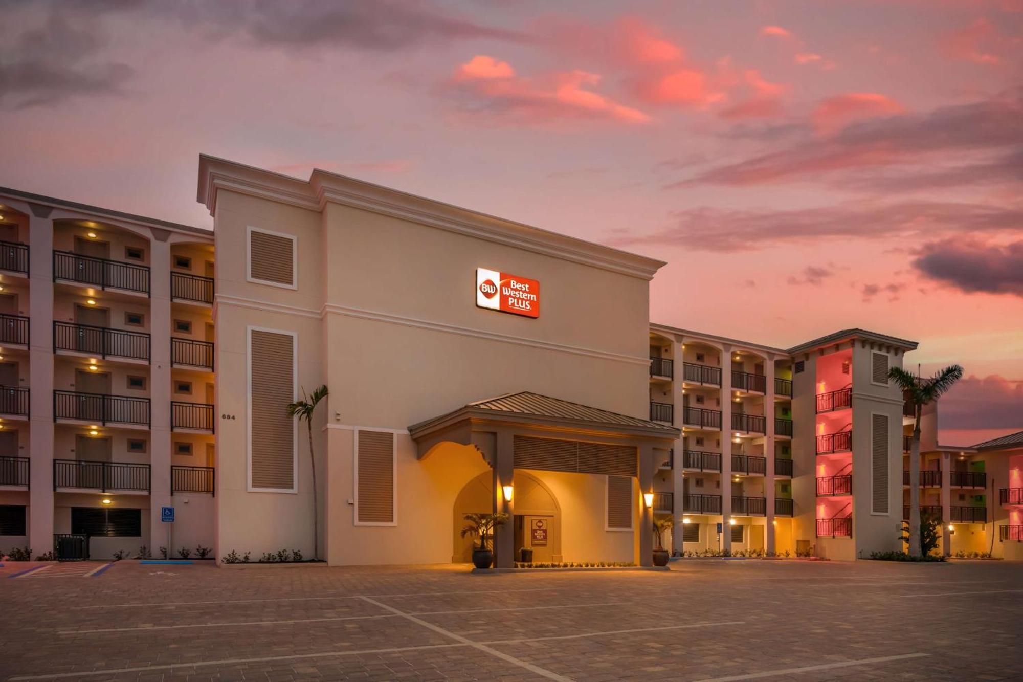 Best Western Plus Beach Resort Fort Myers Beach Exterior foto