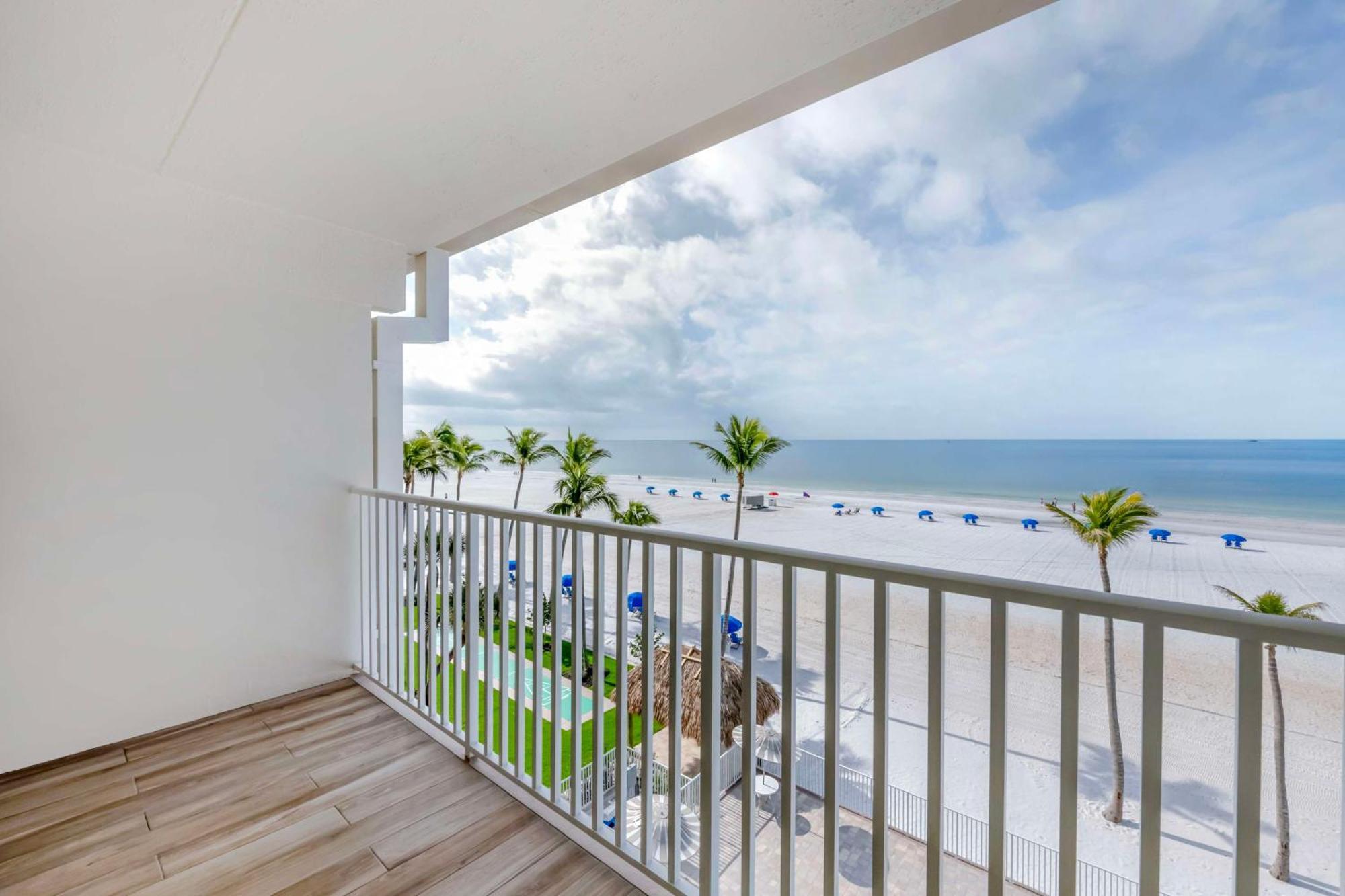Best Western Plus Beach Resort Fort Myers Beach Exterior foto